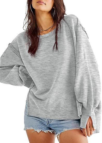 Cozy Oversized Crewneck Sweatshirt – Fall & Winter Essential